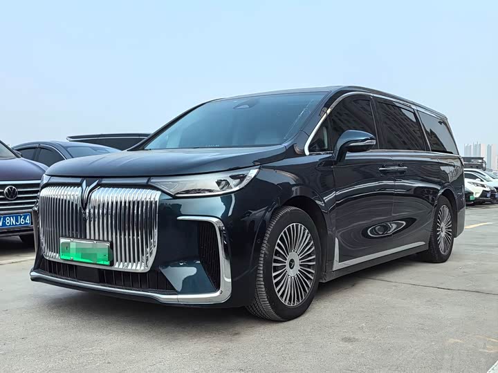 Lantu Dreamer 2025 PHEV four-wheel drive flagship Kunpeng version