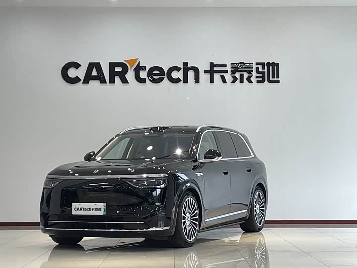 Wenjie M8 2025 extended range Ultra version 53.4kWh 6-seater version (192-line lidar)