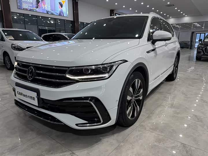Tiguan L 2023 facelift 330TSI automatic two-wheel drive R-Line version