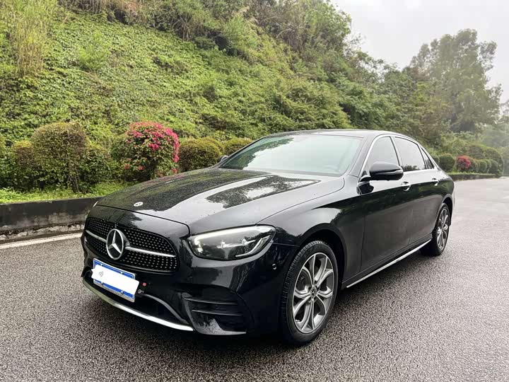 Mercedes-Benz E-Class 2022 facelift E 300 L sporty and stylish