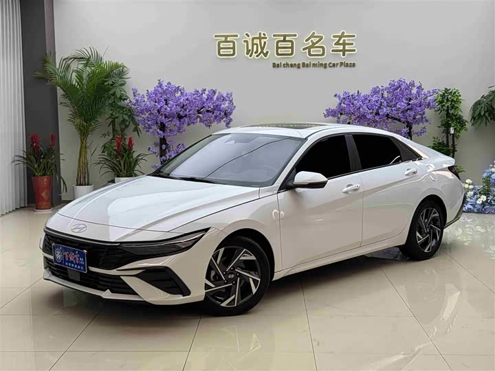 Elantra 2023 1.5L CVT LUX
