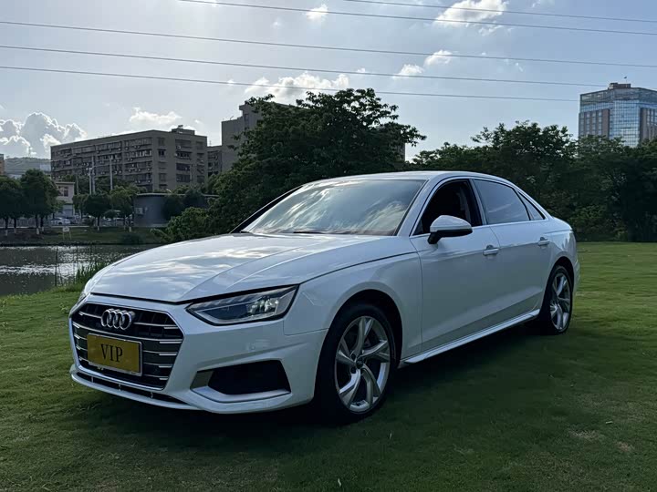 Audi A4L 2020 40 TFSI quattro luxury and dynamic model