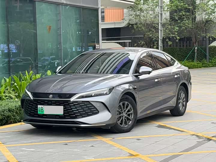 Qin L 2025 DM-i Smart Driving Edition 80KM Transcendent Type