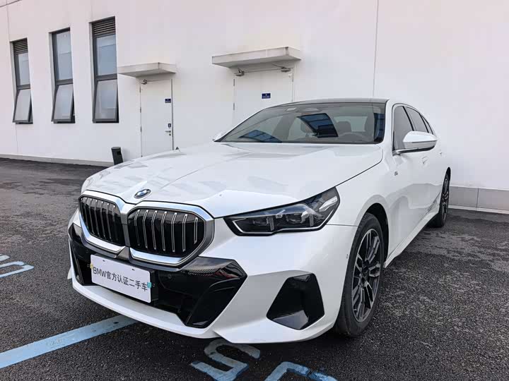 BMW 5 Series 2024 530Li Leading M Sports Package