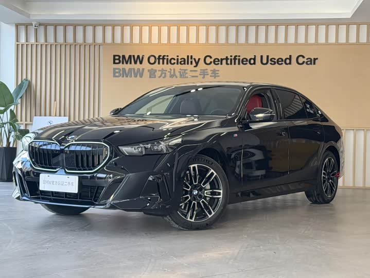 BMW 5 Series 2025 530Li Leading M Sports Package