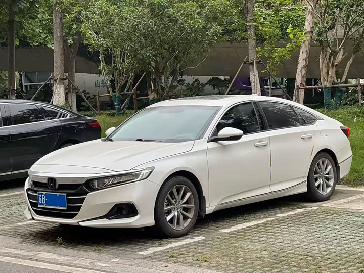 Accord 2022 260TURBO Deluxe Edition