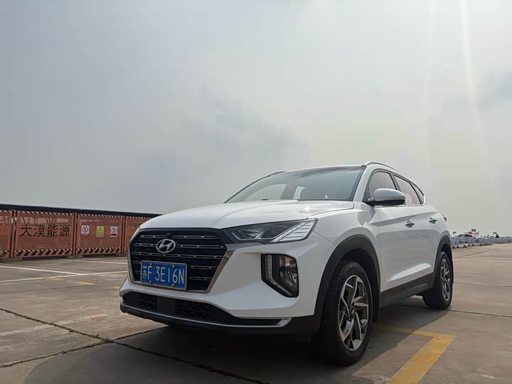 Tucson 2020 280TGDi dual-clutch two-wheel drive intelligent version National V
