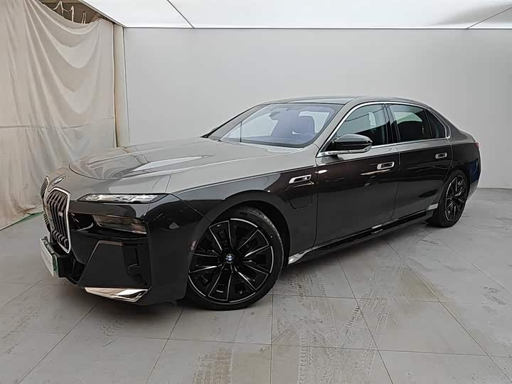 BMW M760Le 2023 M760Le xDrive