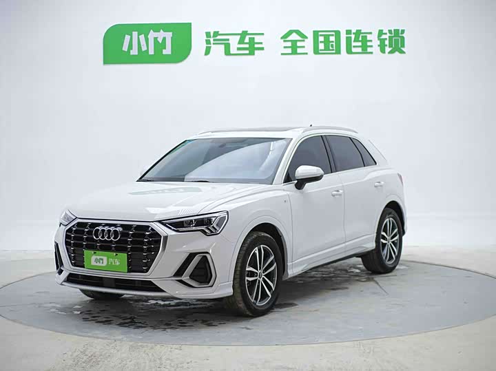 Audi Q3 2023 35 TFSI aggressive and dynamic model (1.4T)
