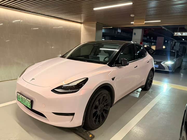 Model Y 2024 rear-wheel drive version