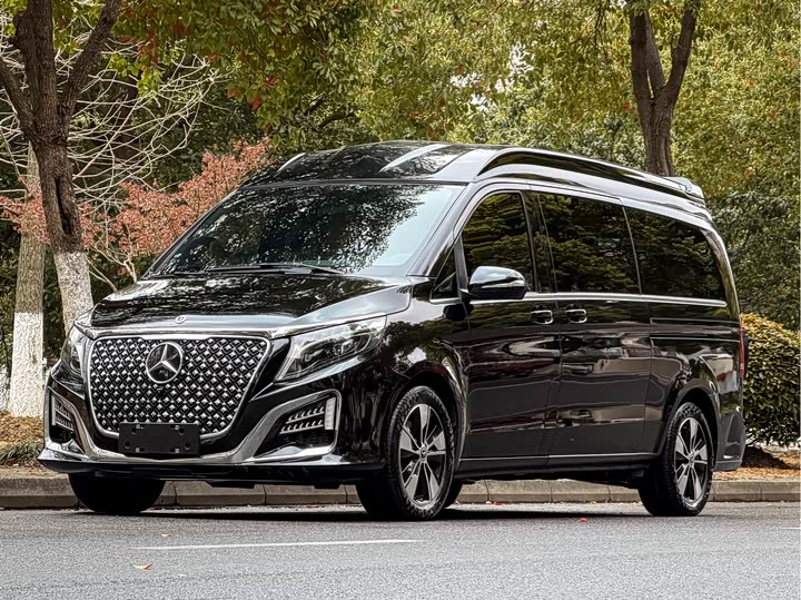 Mercedes-Benz V-Class 2022 V 260 L Long Wheelbase Luxury Edition