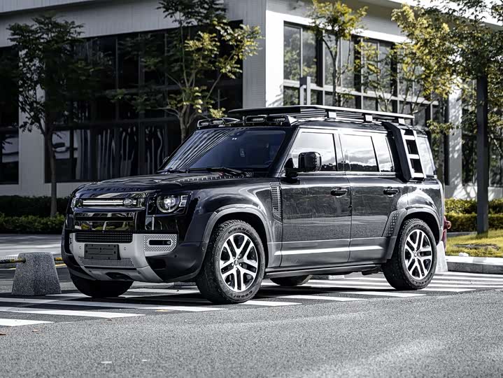 Land Rover Defender 2022 110 P400 Dark Special Edition