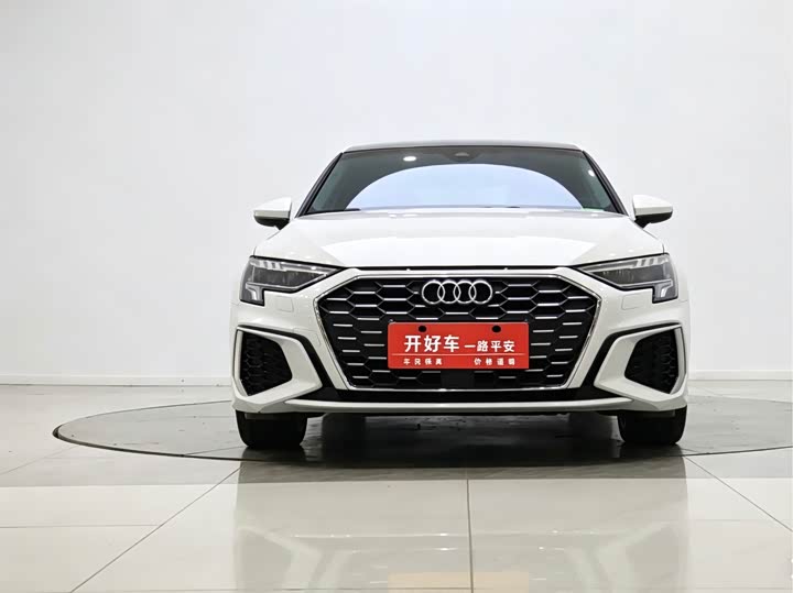 Audi A3 2023 Facelift A3L Limousine 35 TFSI Fashion Sport