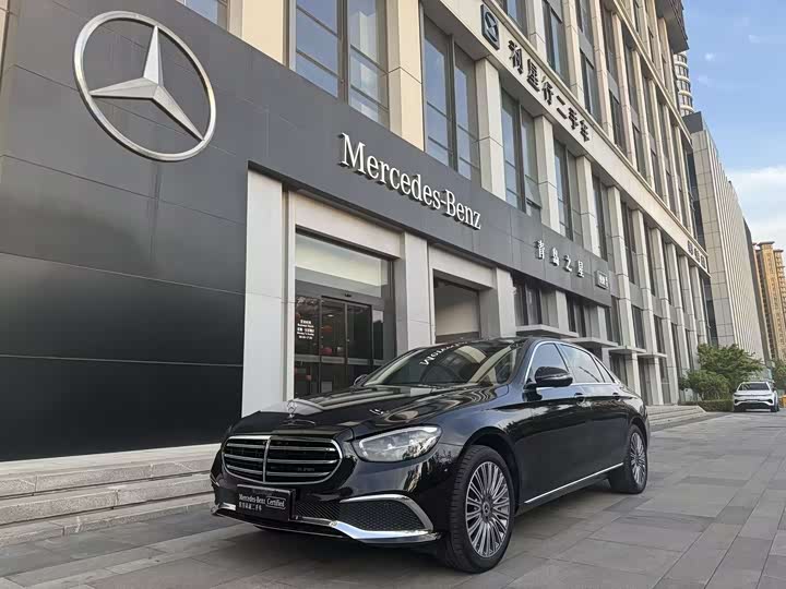 Mercedes-Benz E-Class 2022 E 300 L Fashion