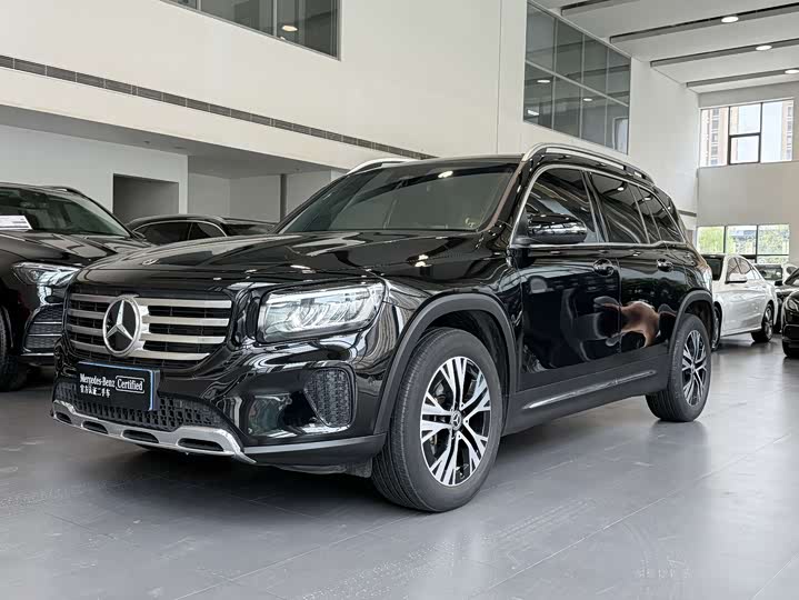 Mercedes-Benz GLB 2024 facelift GLB 220 dynamic version