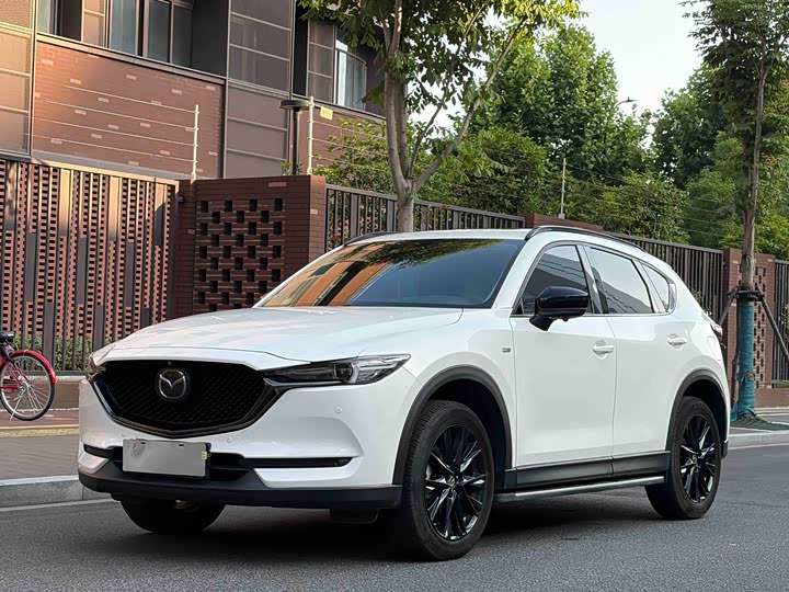 2021 Mazda CX-5 2021 2.5L automatic two-wheel drive Black Knight