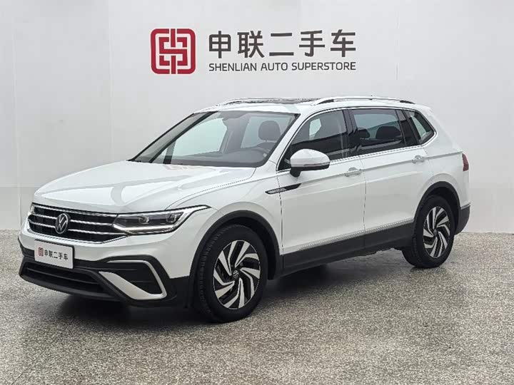 2023 Tiguan L 2024 300TSI automatic two-wheel drive smart version