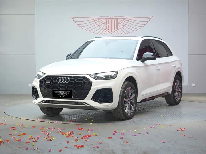 Audi Q5L 2024 40 TFSI luxury and dynamic model