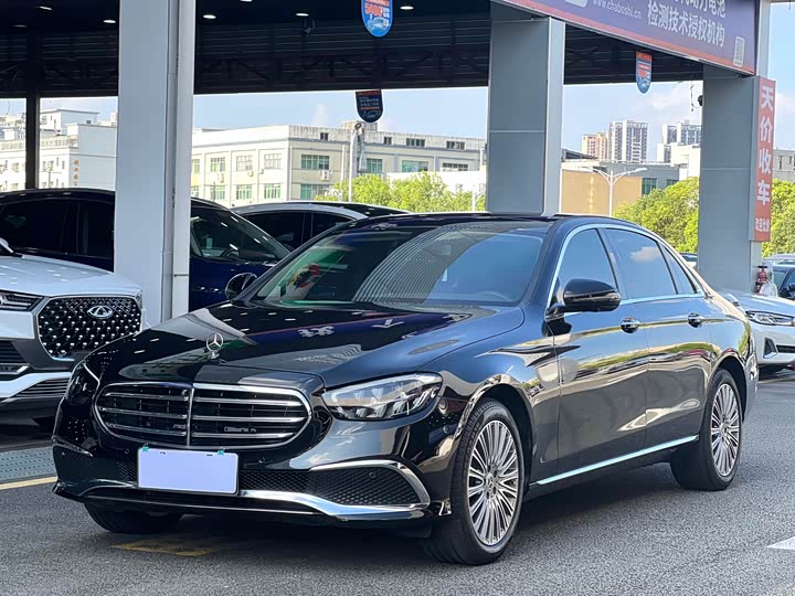 2022 Mercedes-Benz E-Class 2022 E 300 L Luxury Model