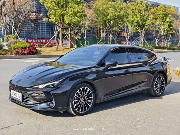MG7 2023 2.0T Automatic Beauty Hunting Luxury Edition