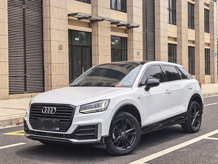 Audi Q2L 2021 model 35 TFSI aggressive dynamic model