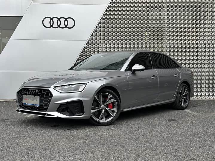 2022 Audi A4L 2020 40 TFSI quattro luxury and dynamic model