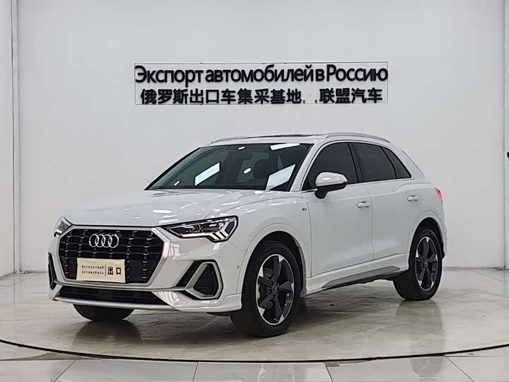 2022 Audi Q3 2022 35 TFSI Fashionable and Dynamic