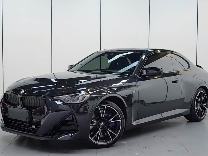2026 BMW M240i 2025 M240i xDrive