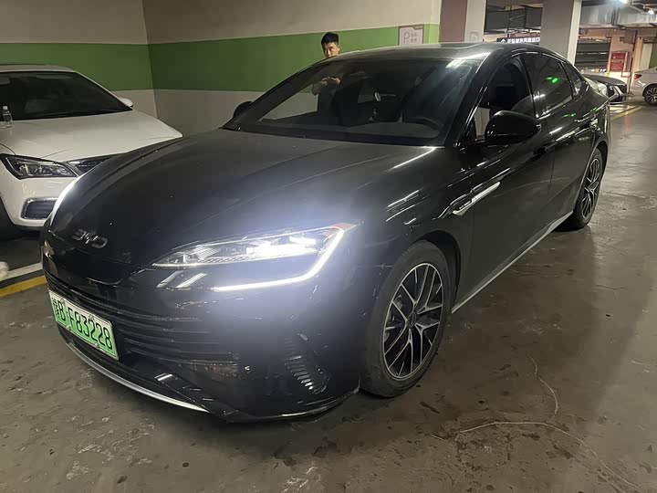 Seal 2024 Honor Edition DM-i 1.5L 121km Premium
