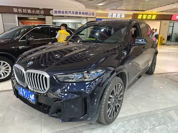 2026 BMW X5 2025 xDrive40Li M Sport Night Package