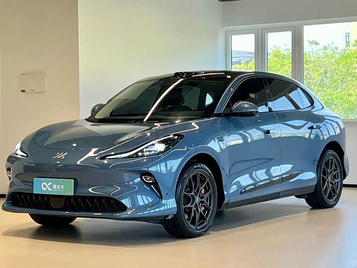 Zhiji LS6 2025 Smart Lizard Driving Edition