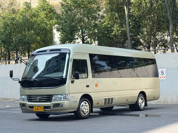 Coaster 2019 4.0L Luxury GRB53L-ZCMEK 20-Seater 9GR