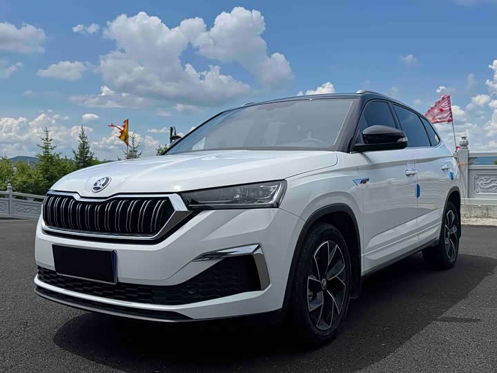 Komic 2023 facelift GT 1.5L automatic premium version