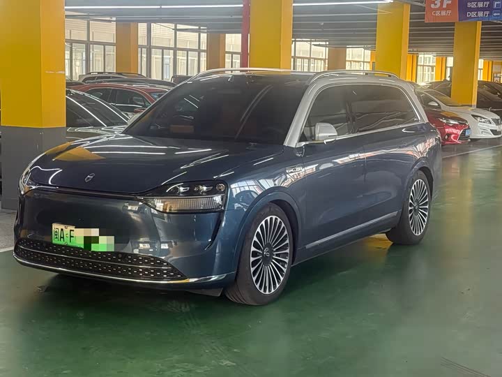 Wenjie M9 2024 extended range Ultra version 52kWh 6-seater version