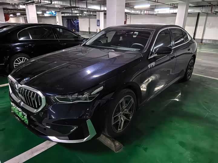 2024 BMW i5 2024 eDrive 35L Exclusive M Sports Package