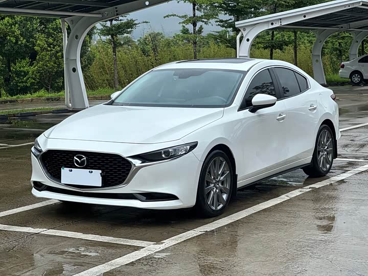 2022 Mazda3 Angkesela 2022 2.0L Automatic Premium Edition
