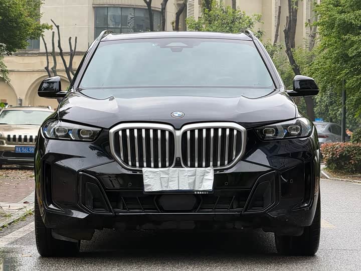 2024 BMW X5 2023 xDrive40Li M Sport Night Package