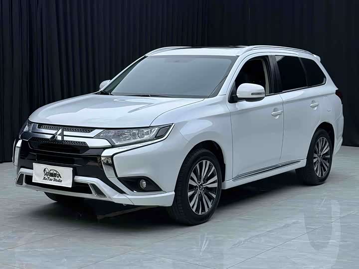 Outlander 2021 2.0L 2WD Enjoy Edition 5 seats