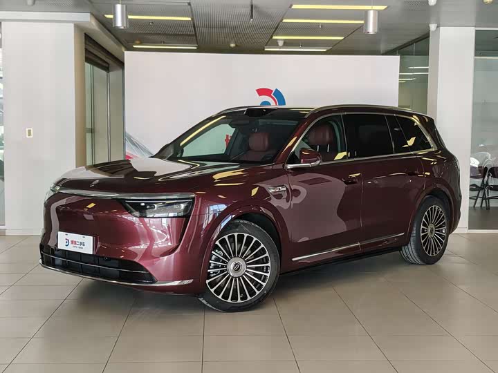 Wenjie M8 2025 extended range Ultra version 53.4kWh 5-seater version (192-line lidar)