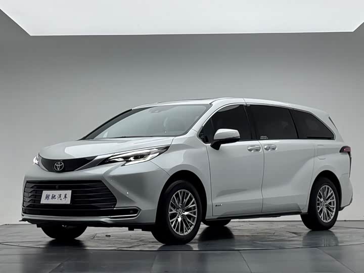 SIENNA 2024 model 2.5L hybrid four-wheel drive premium version