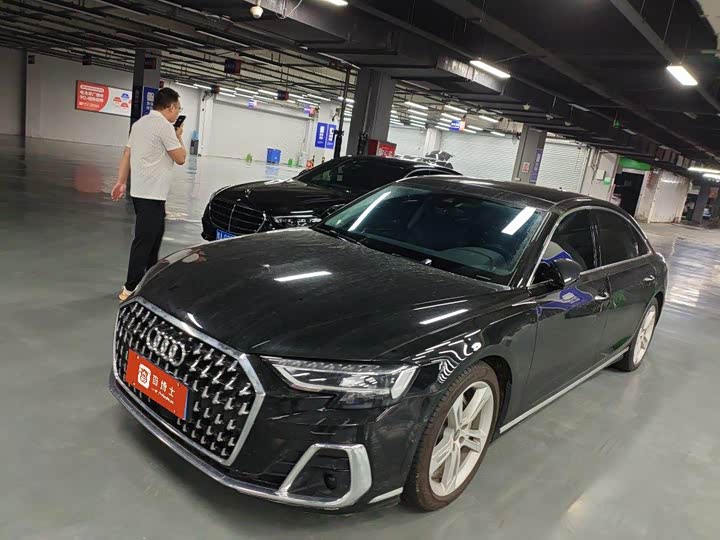 Audi A8 2023 A8L 50 TFSI quattro Premium Selection