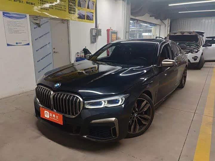 BMW 7 Series 2019 Facelift M760Li xDrive V12 Sports Package