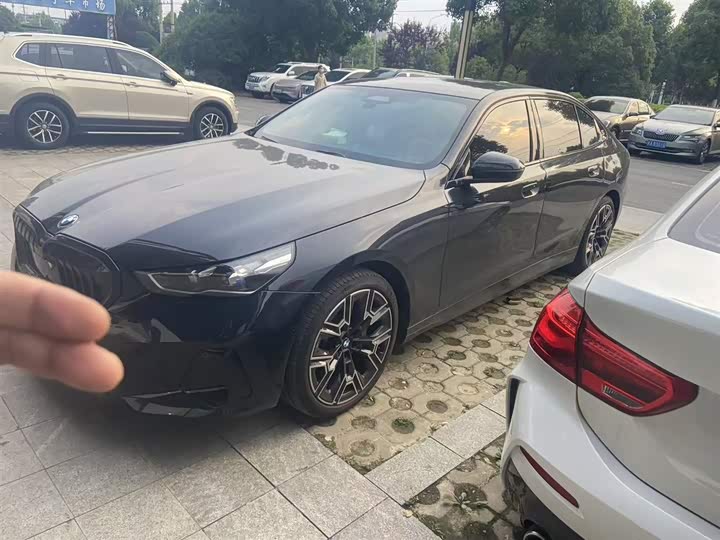 BMW 5 Series 2026 530Li Exclusive M Sports Package