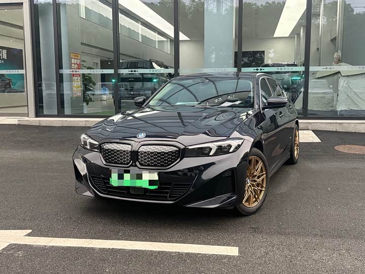 2025 BMW i3 2025 eDrive 40L Night Sports Package