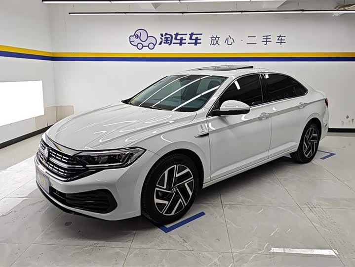 Sagitar 2023 300TSI DSG Beyond Edition