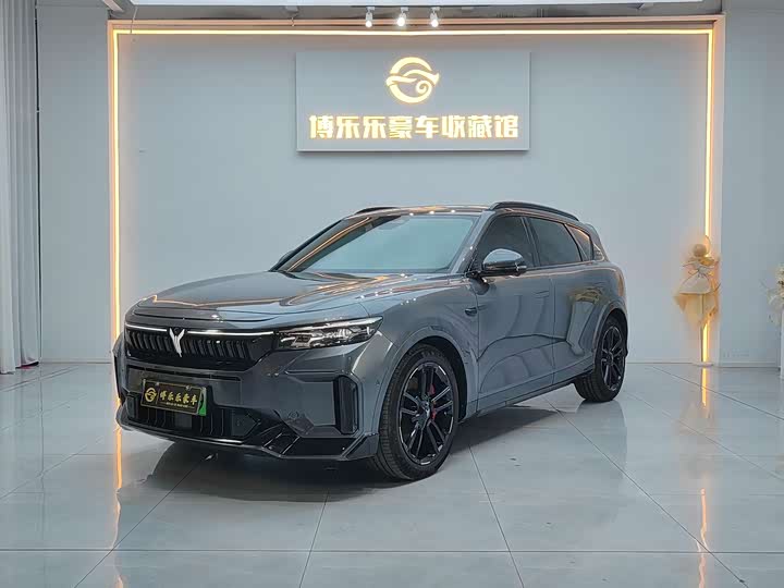 Lantu FREE 2025 318 259km four-wheel drive exploration version