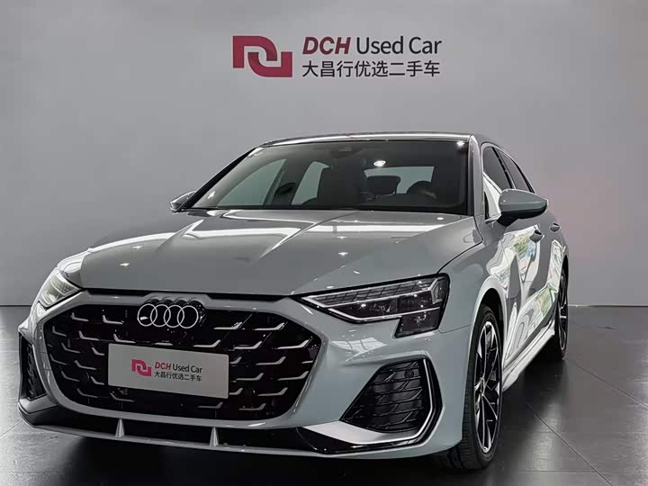Audi A3 2026 A3L Limousine 35TFSI Flying Spur Exclusive