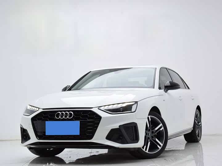 Audi A4L 2023 40 TFSI Luxury Dynamic