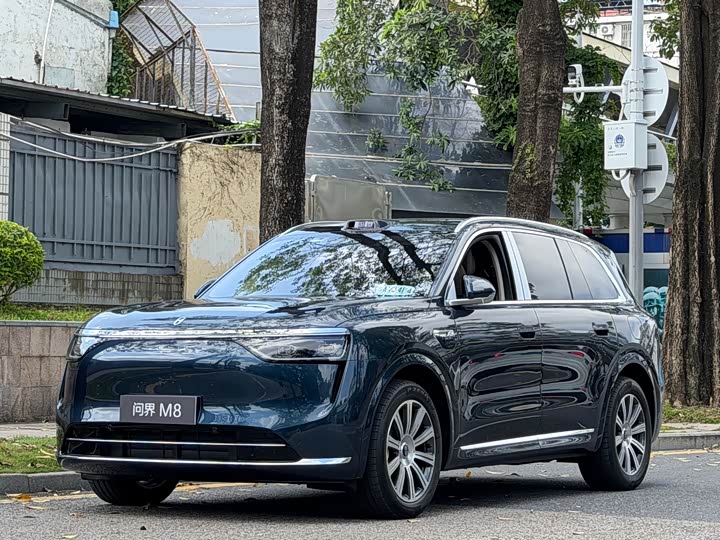 Wenjie M8 2025 extended range Max version 53.4kWh 6-seat version (896-line lidar)