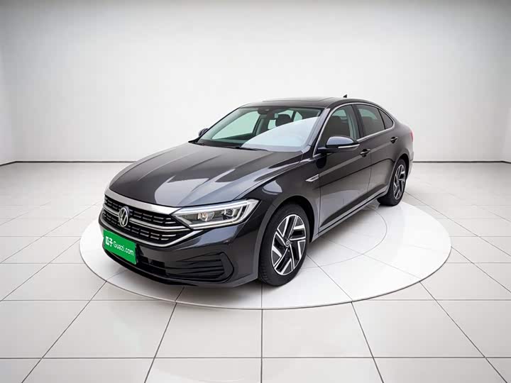Sagitar 2023 300TSI DSG Beyond Edition